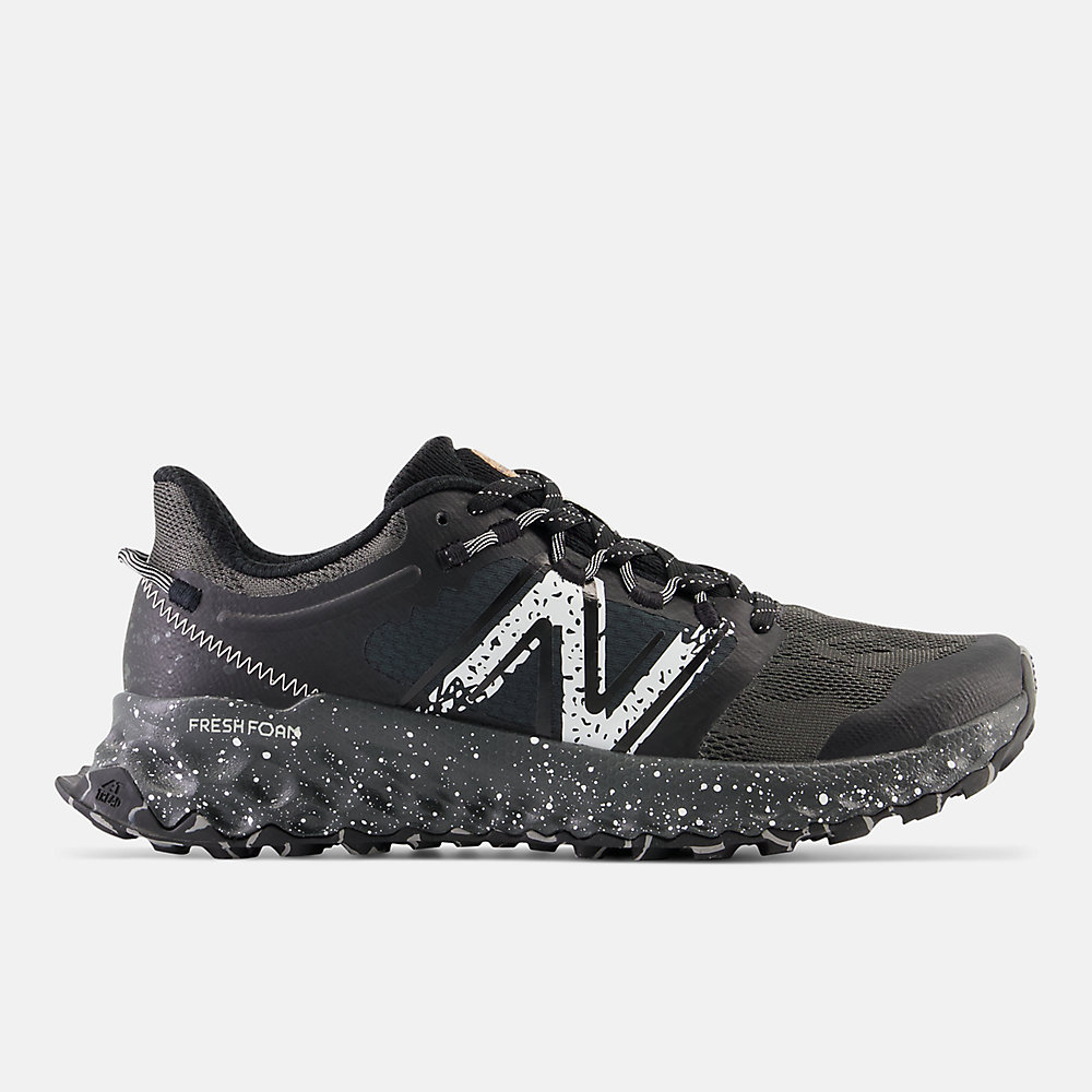 New Balance FRESH FOAM Garoé Shoes Black with Blacktop and Sea Salt